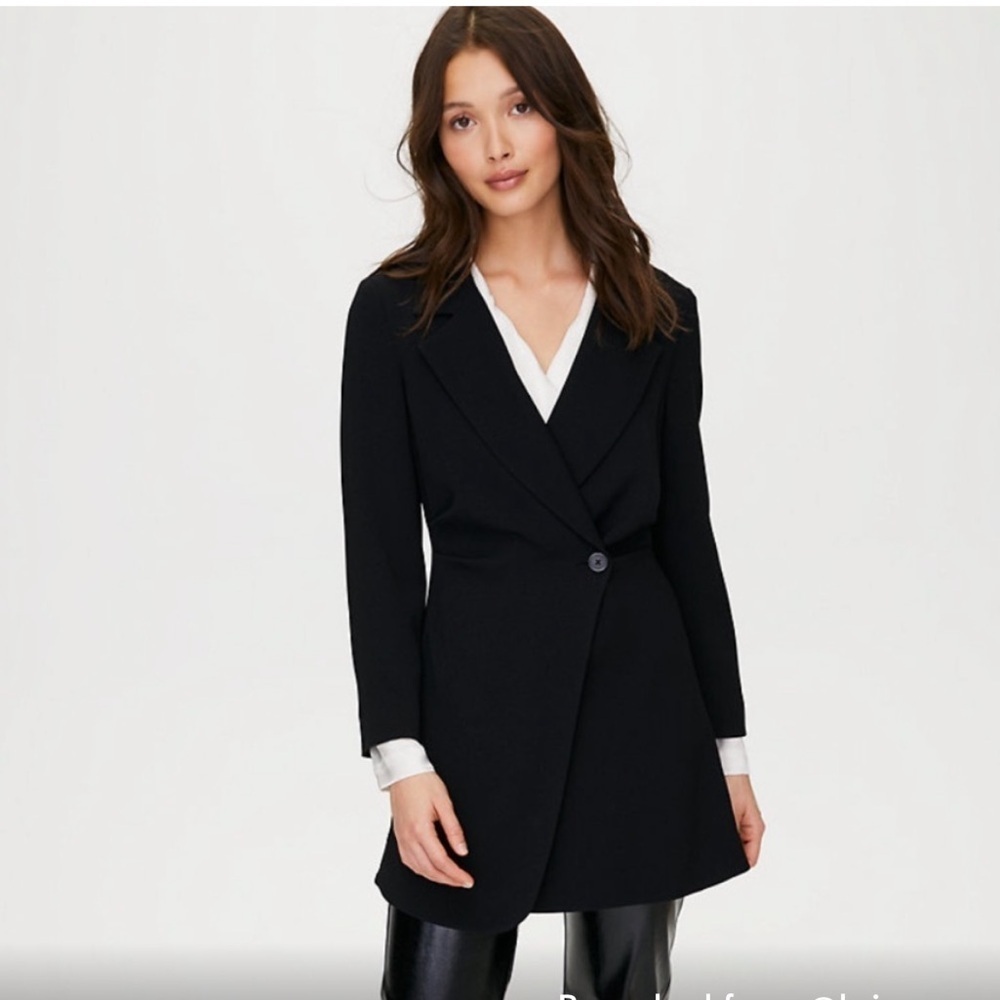 Aritzia wilfred Audrina Dress / jacket. , sz : 6 - Picture 9 of 9